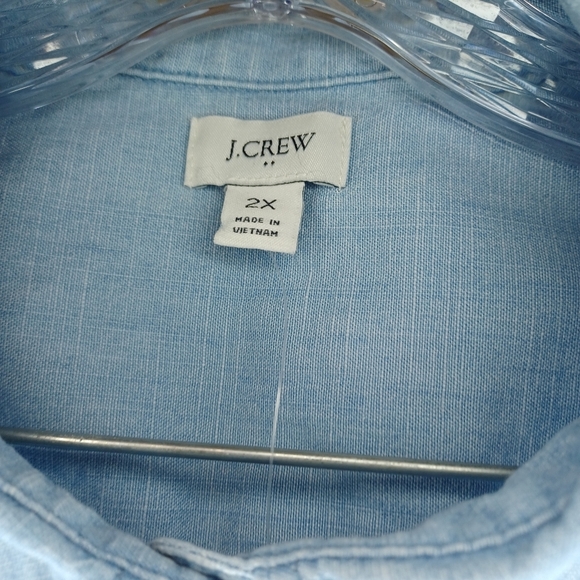 J.Crew Factory Women's Light Blue Button Up Sleeveless Top NWT - Picture 5 of 13